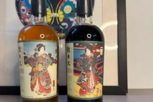 玲瓏閣香港收購輕井澤 Karuizawa 1981 35 年錦瑟年華雲井，幽靈酒廠雪莉單桶，浮世繪雲井藝伎酒標極具收藏價值，35 年長年桶陳果香濃郁，全球裝瓶量稀少，拍場流通價值居高。玲瓏閣香港收購輕井澤 1981 35 年錦瑟年華雲井，同步收購香檳、威士忌各類名酒，全港上門鑑定，現金當場結清，報價優厚公道。