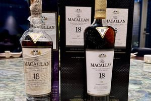玲瓏閣專門收購麥卡倫 Macallan 18 年雪莉桶威士忌，熟知香港威士忌二手市場走勢，公正評估藏品價值，不因輕微盒身瑕疵壓價。專業鑑定人員可全港上門驗酒估價，交易保密、收費透明。手上有麥卡倫 Macallan 18 年藏品打算轉讓，歡迎向玲瓏閣諮詢報價。